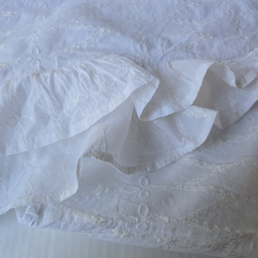 Universal Thread White Ruffle Blouse - image 7